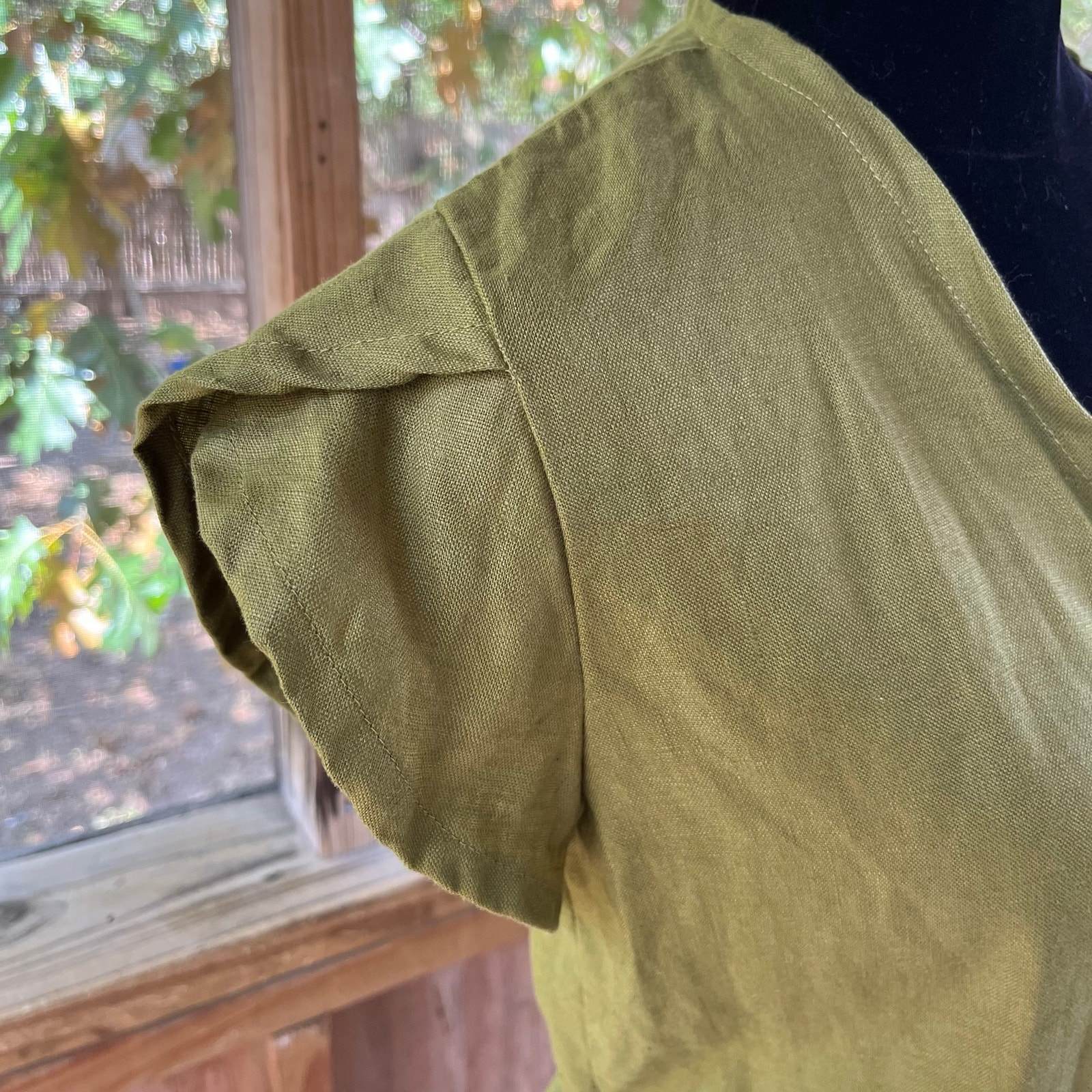 Conscious Clothing Women's 100% Linen Olive Wrap Top Size S — image 4 of 7